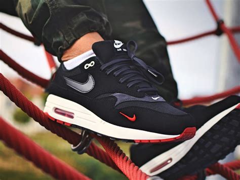 nike air max 1 bred mini swoosh|nike mini swoosh bred.